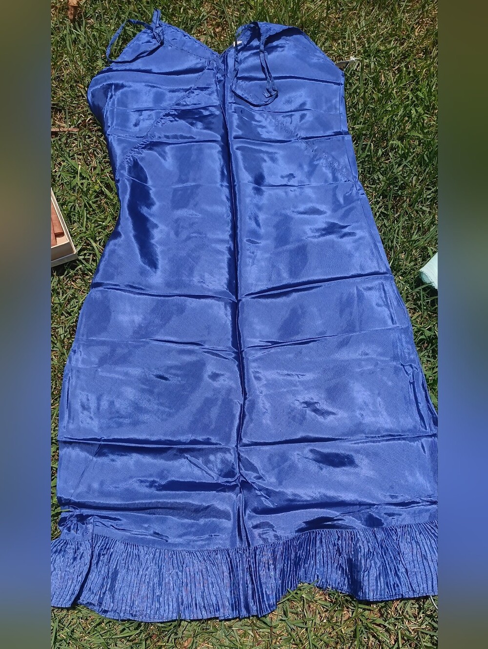 EXQUISITE ROYAL BLUE VINTAGE RAYON SLIP/ DRESS WITH CRYSTAL PLEATS. UNWORN! - Picture 10 of 17